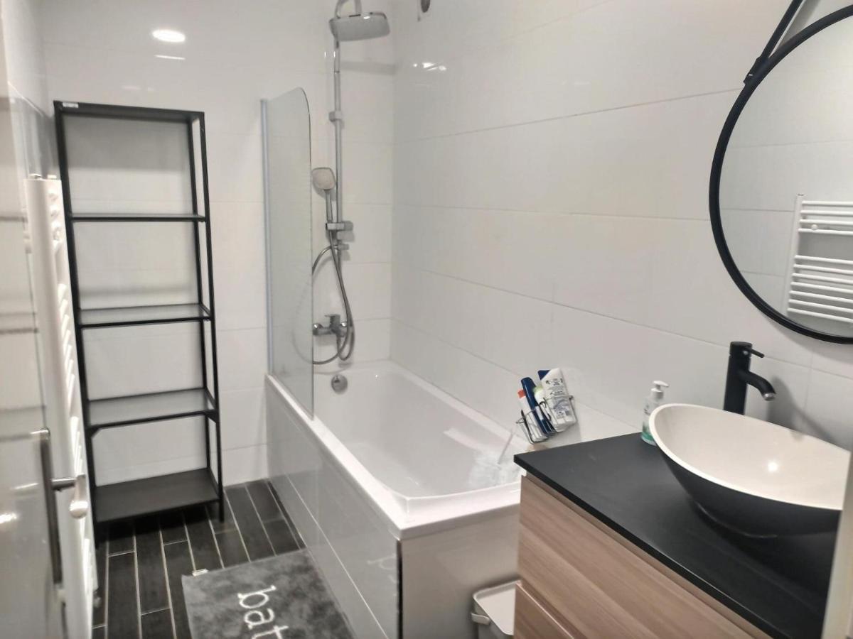 Chambre Privee 23M - Canape Lit - Wifi - Appart 120M Woippy Extérieur photo